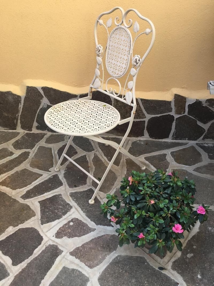 A Casa Di Titty 6/53