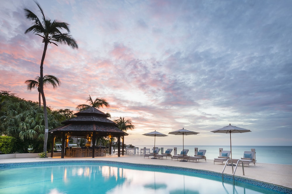 Blue Waters Resort And Spa 30/41