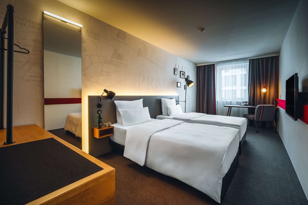 Hotel PULSE8 15/62