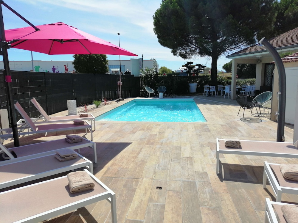 Hotel KYRIAD CARCASSONNE - Aeroport 42/49