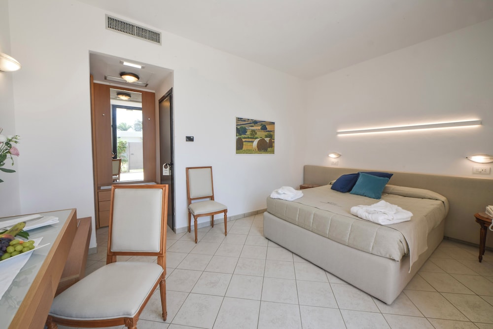 Grand Hotel Masseria Santa Lucia 9/49