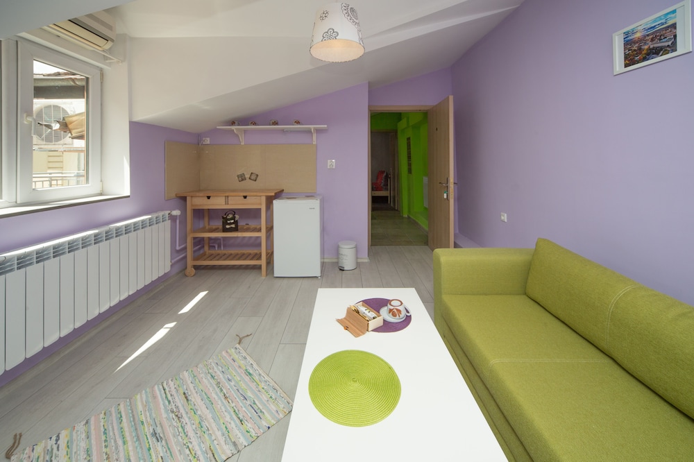 PETER PAN HOUSE 29/40