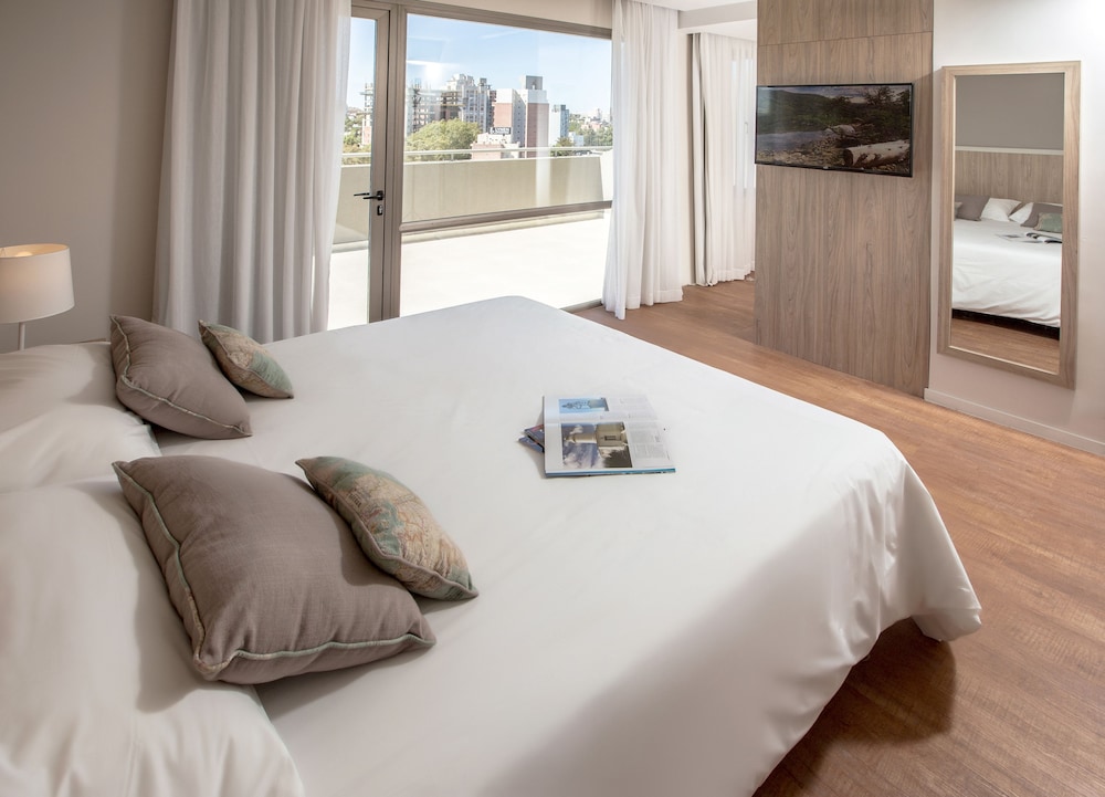 Comfort, King Bed