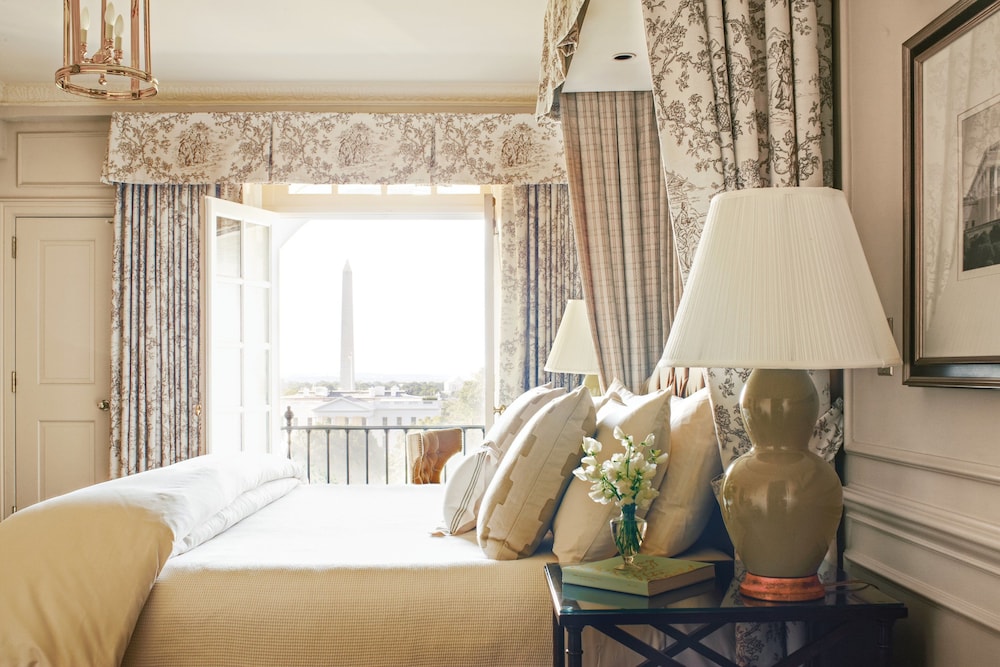 The Hay-Adams 22/51