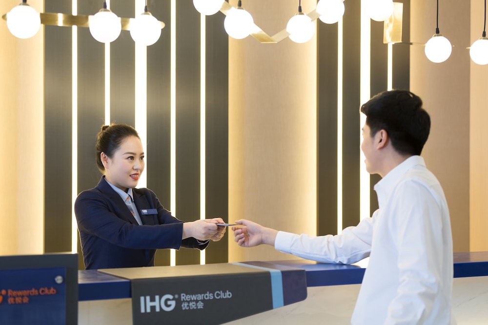Holiday Inn Express XiAn Ancient Town West 38/57