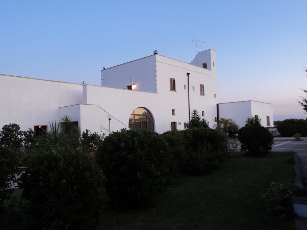Hotel Masseria Fabrizio 57/62