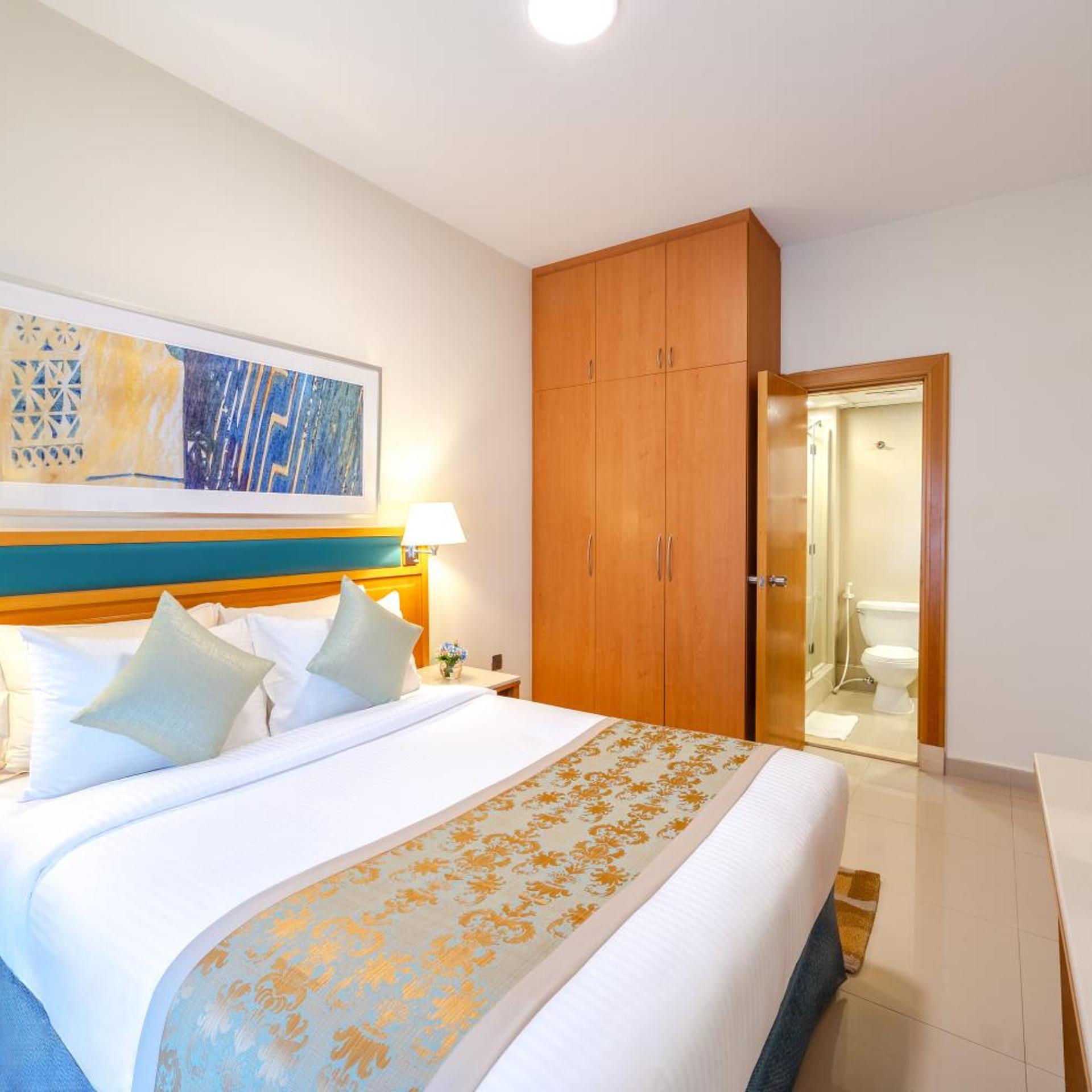 Golden Sands Hotel Apartments 3-5-10 28/73