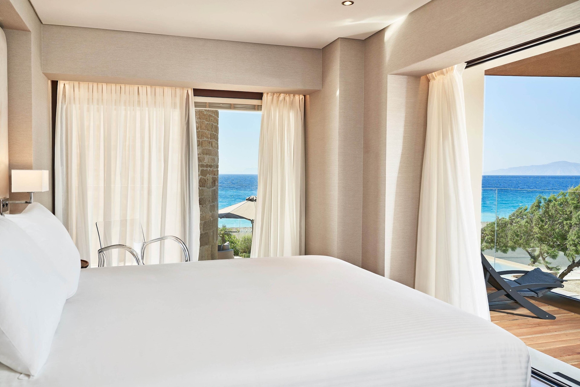 2 BEDROOMS, JUNIOR SUITE, QUEEN AND TWIN BEDS