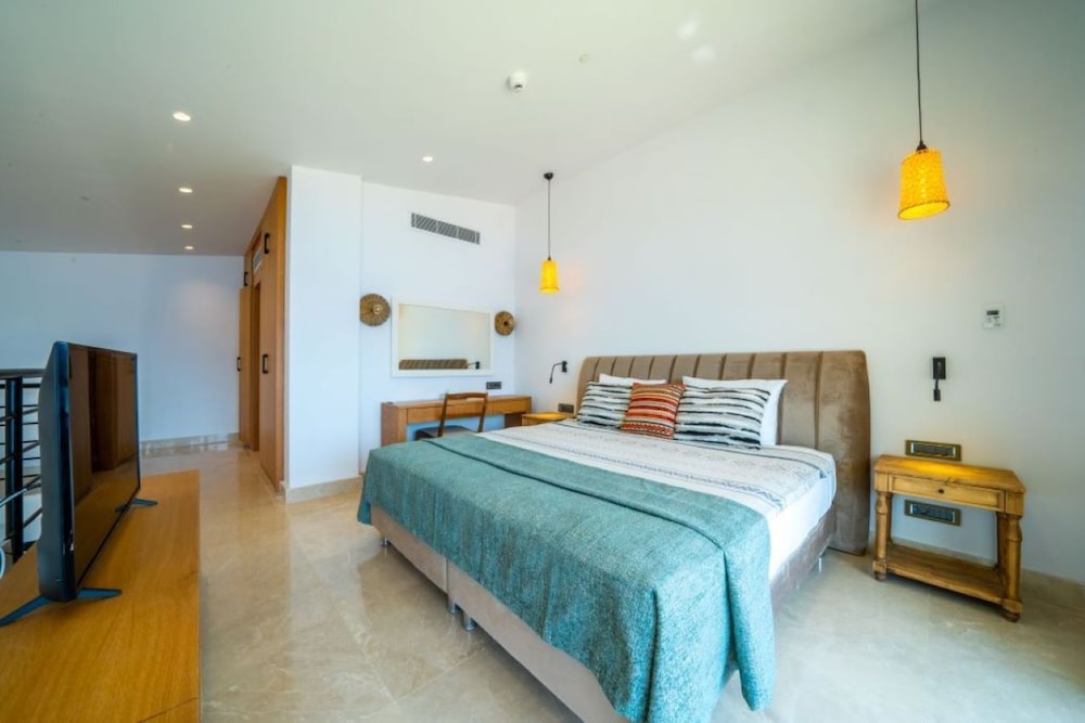 Lures Hotel 23/57