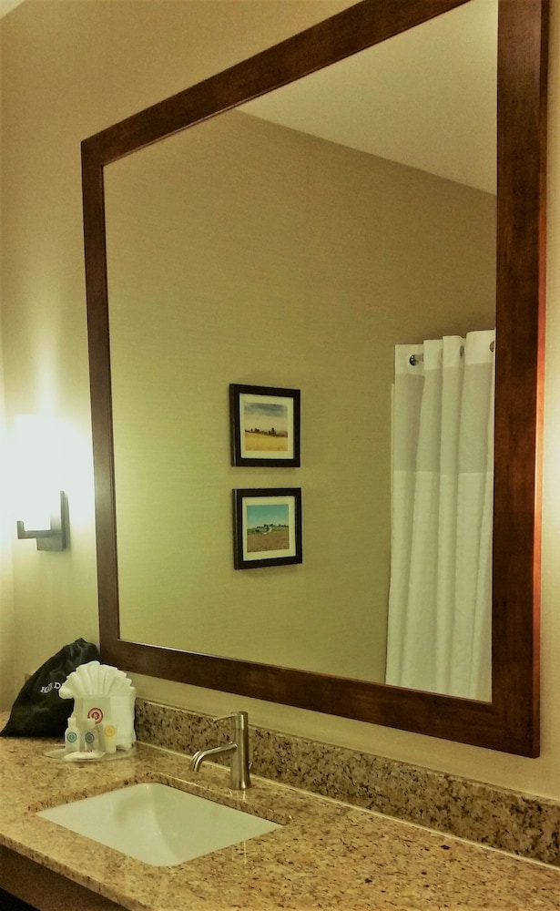 Comfort Suites Independence Kansas City 12/38