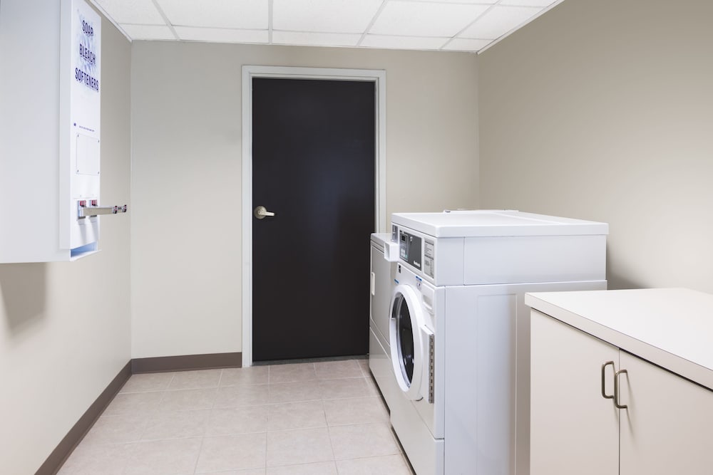 Holiday Inn Express And Suites Duluth Mall Area 1/69