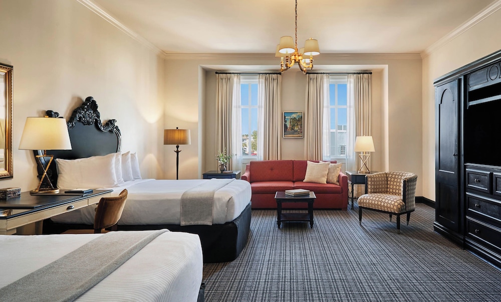 Junior Suite, 2 Queen Beds