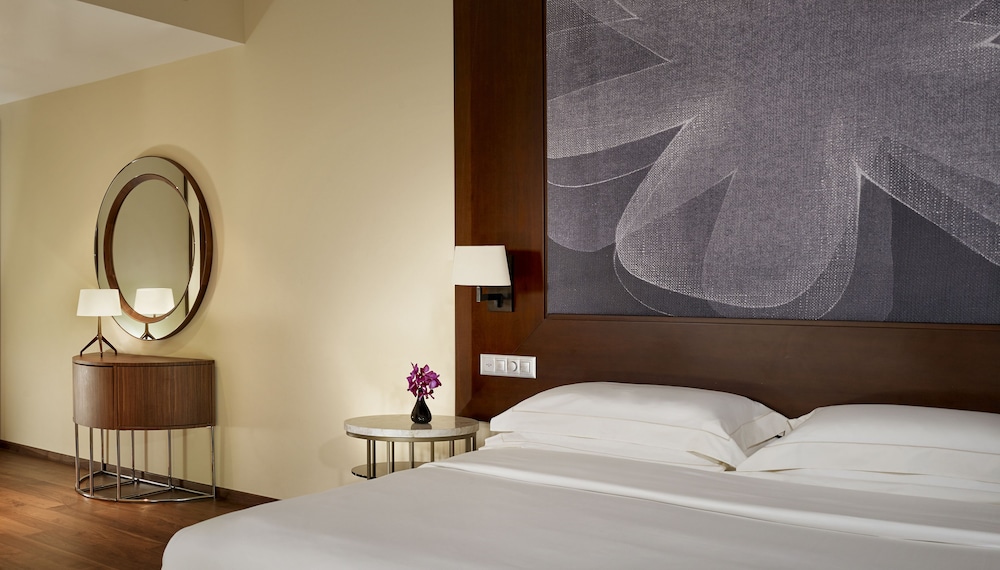 PARK HYATT ZURICH 13/80