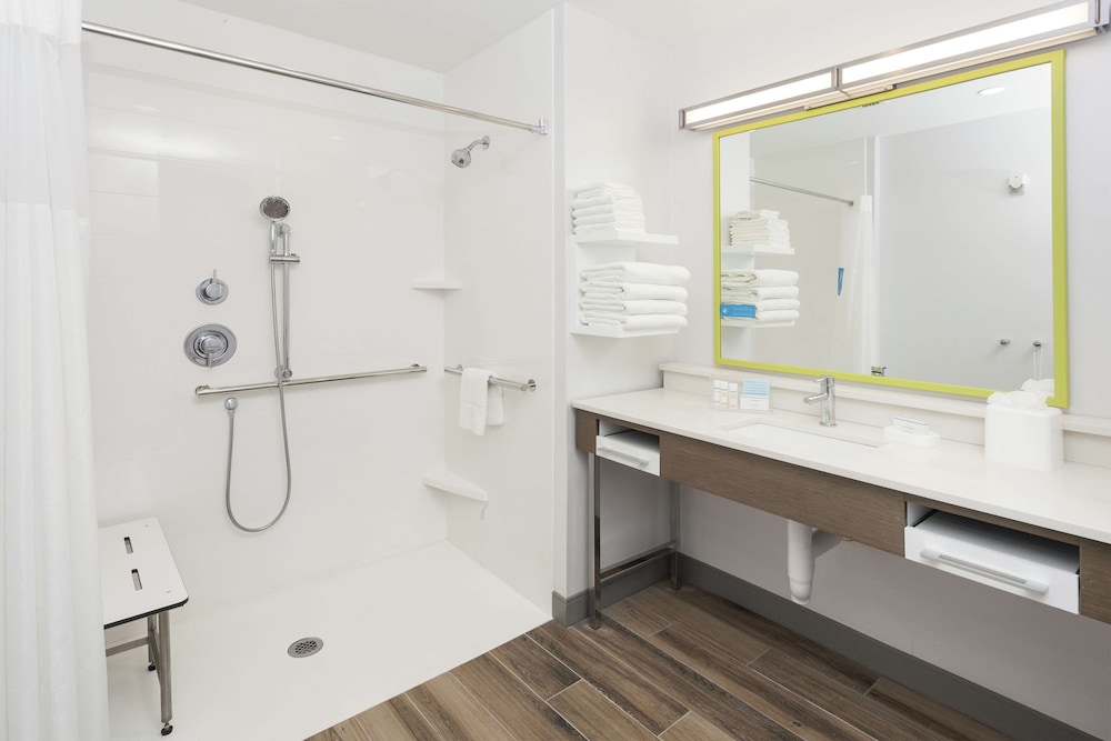 Hampton Inn & Suites Rocky Hill-Hartford South Ct 18/39