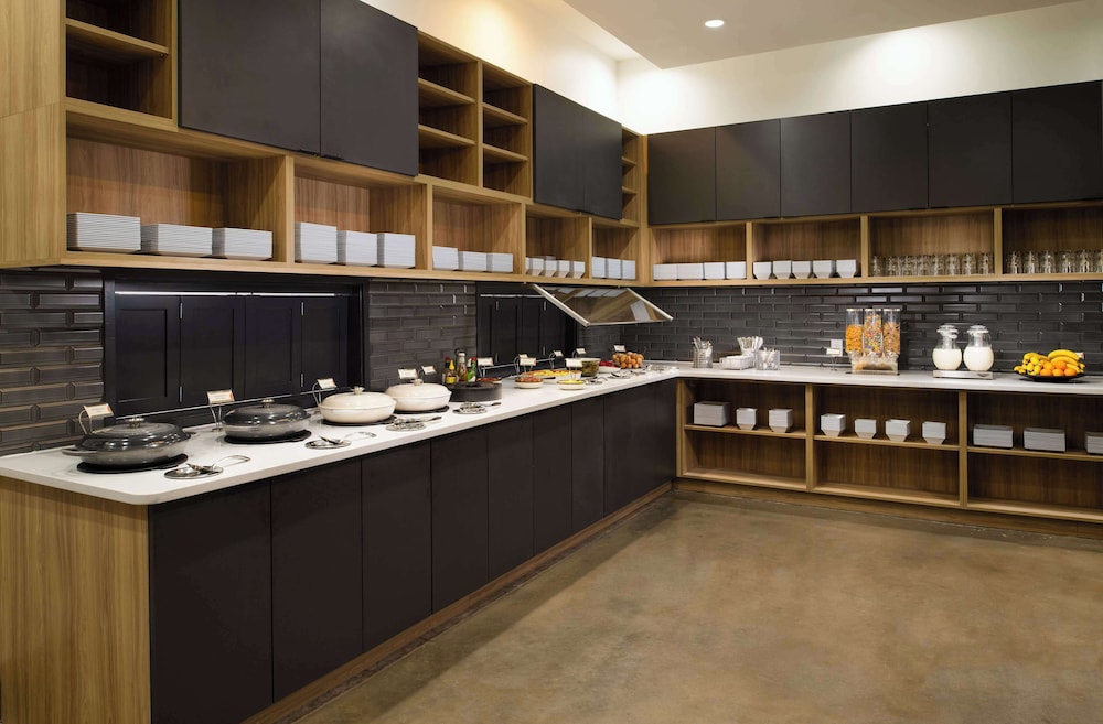 Hyatt Place Nashville/Green Hills 15/40
