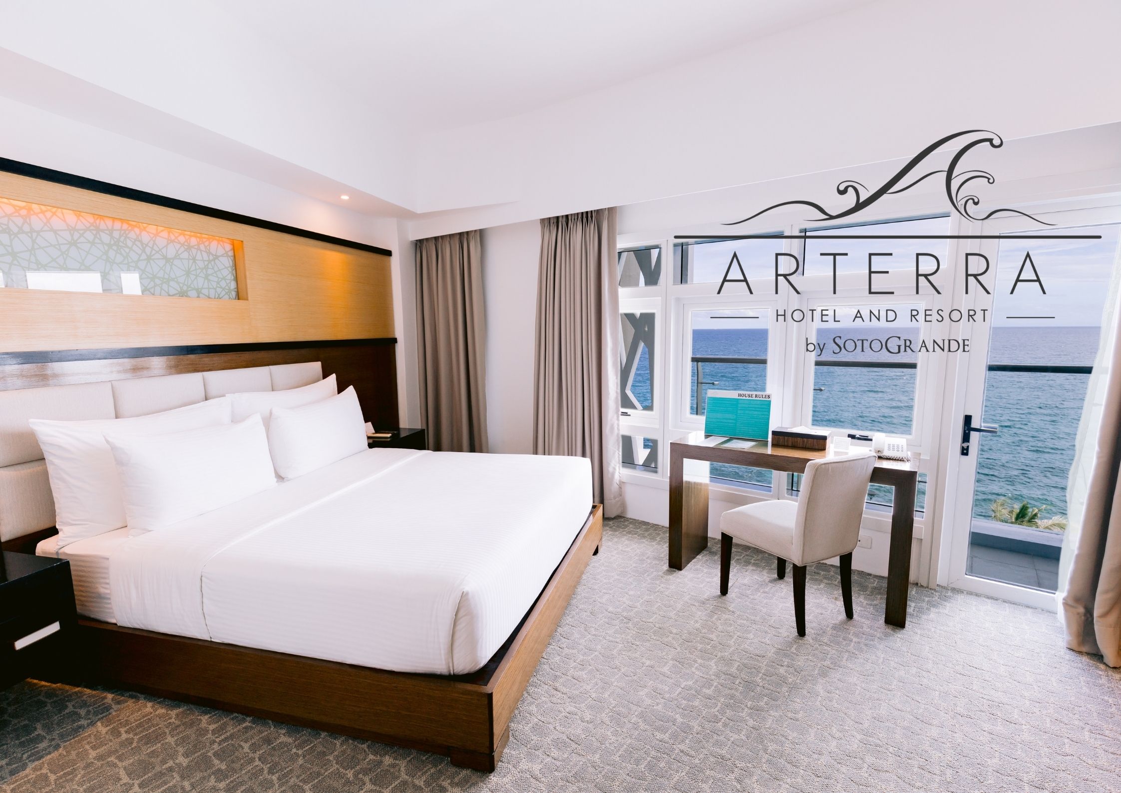 Deluxe, Double Bed, Sea View