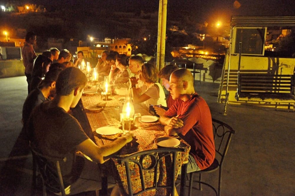 Vista Rooms at Patwa Haveli Road 59/63