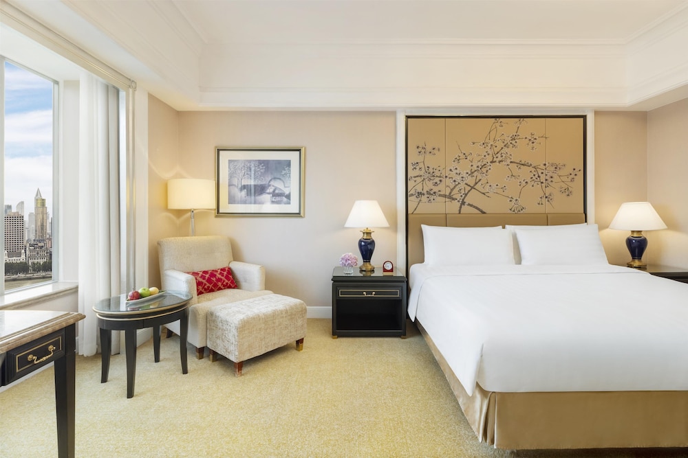 Pudong Shangri La 31/77