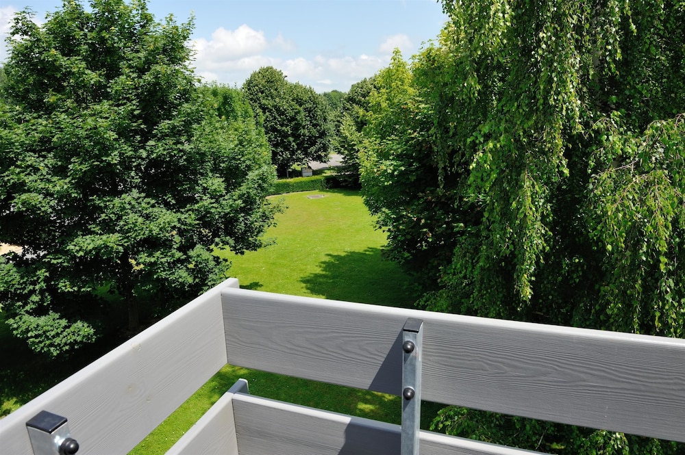CAMPANILE PONT A MOUSSON 28/32