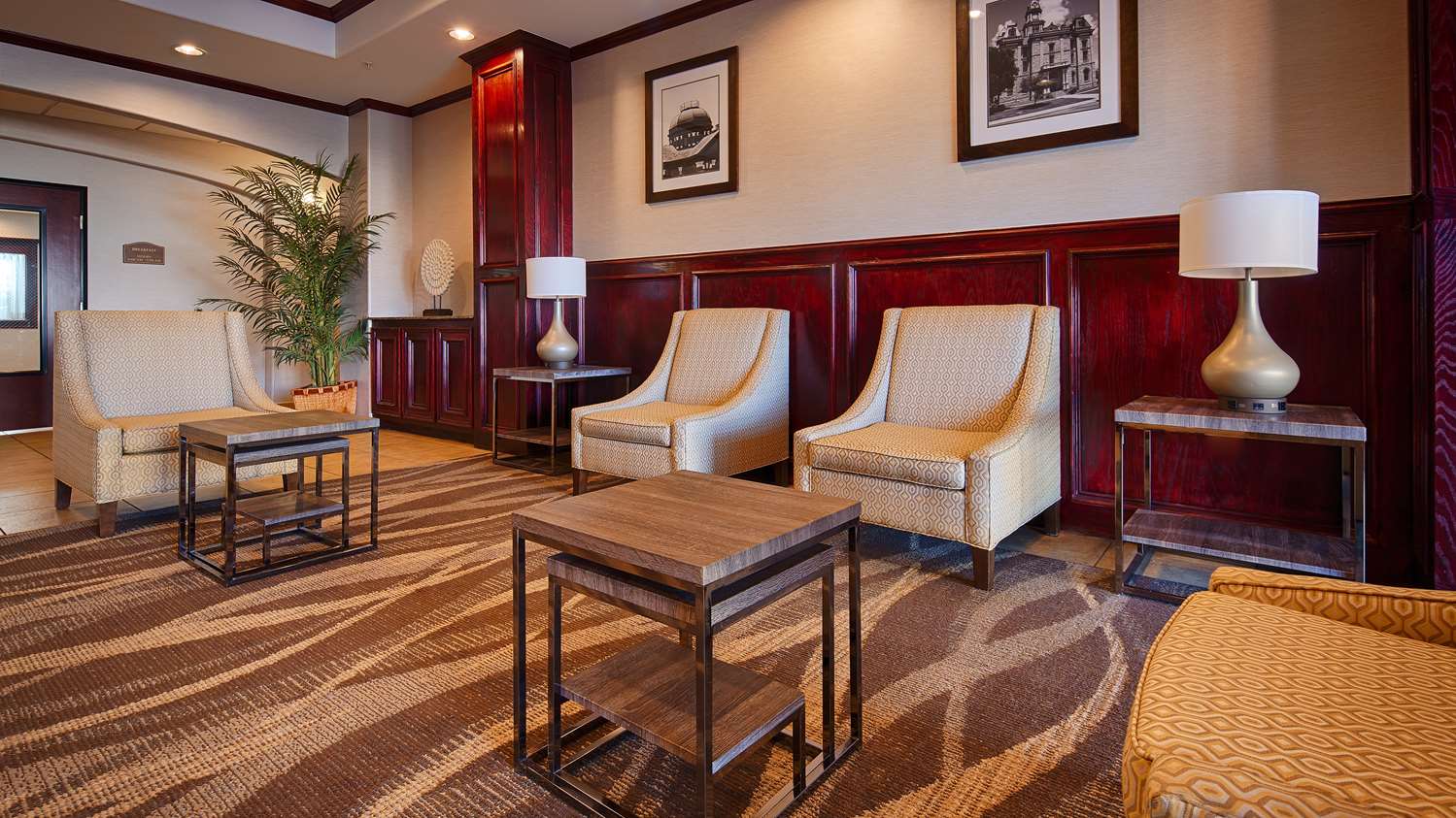 Best Western Lockhart Hotel & Suites 10/12