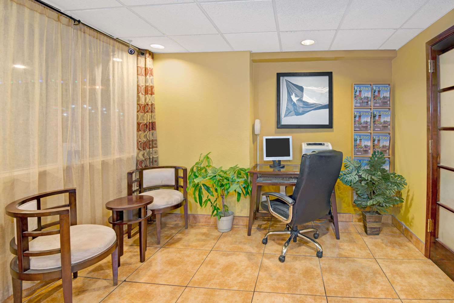 Super 8 By Wyndham El Paso Airport 4/9
