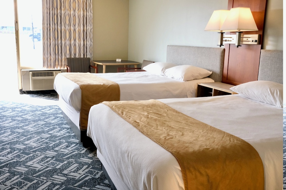 Regency Inn 25/72