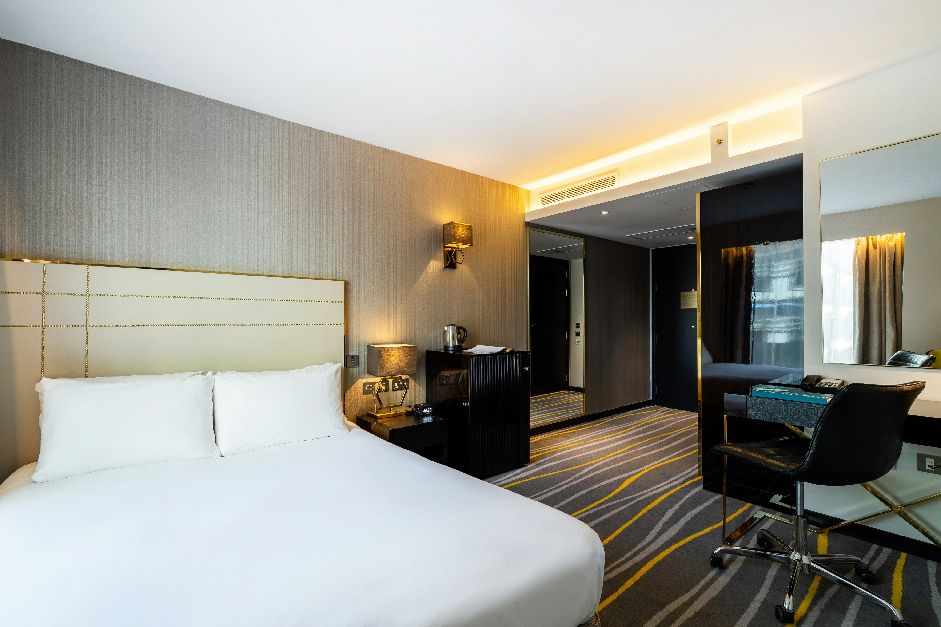 Leonardo Hotel London Aldgate - Formerly Hotel Saint 6/50