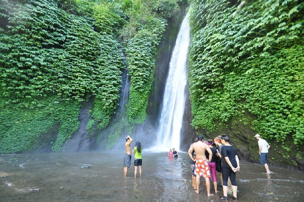 Meme Surung Homestay 66/66