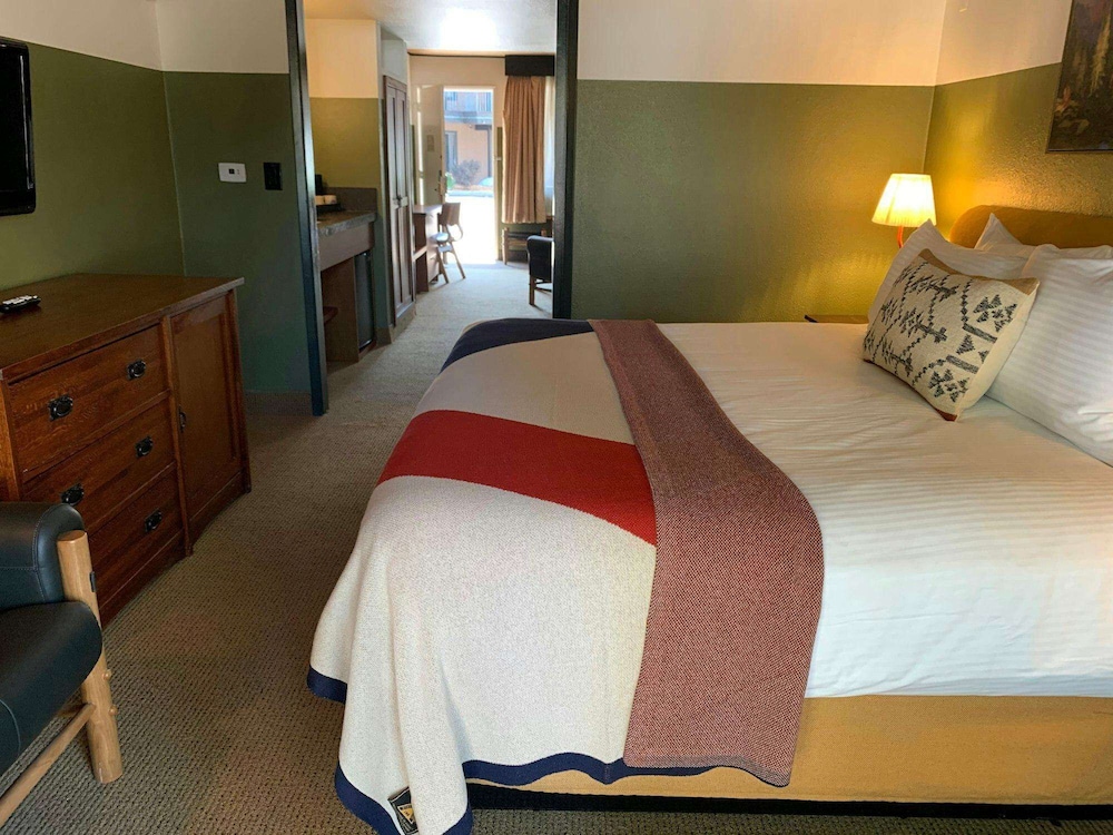 Station House Inn South Lake Tahoe 27/71