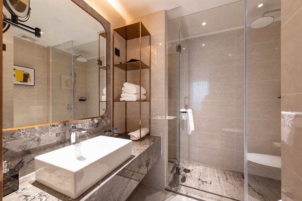 Poltton International Apartment (Guangzhou Panyu Government Affairs Center) 47/47