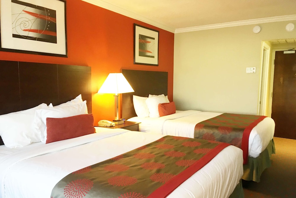 Clarion Hotel & Conference Center Lewiston 9/45