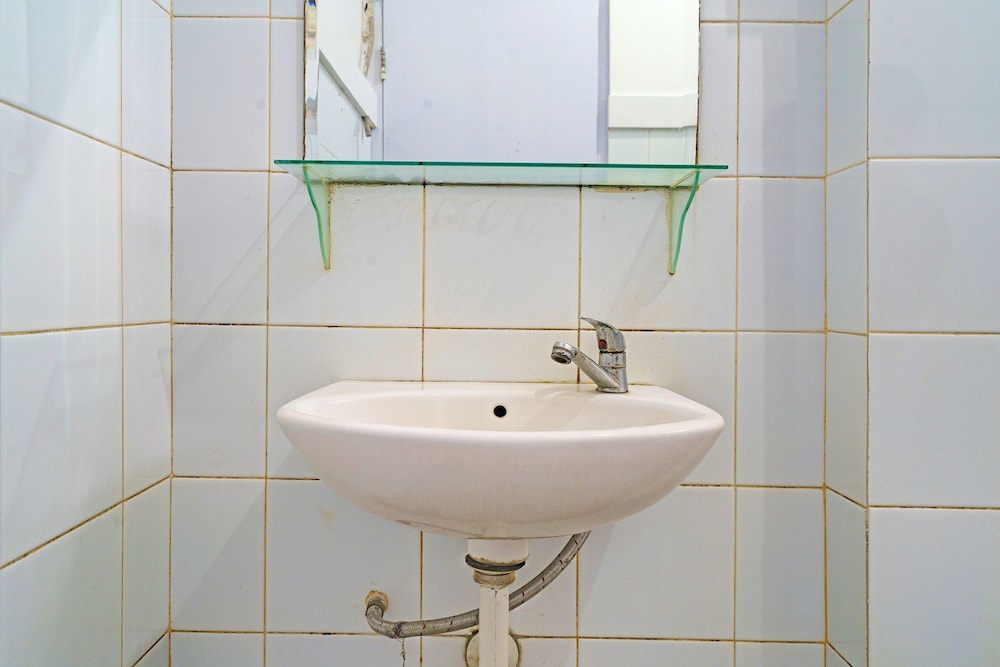 Super OYO Collection O 92277 Setra Priangan Guest House 37/39
