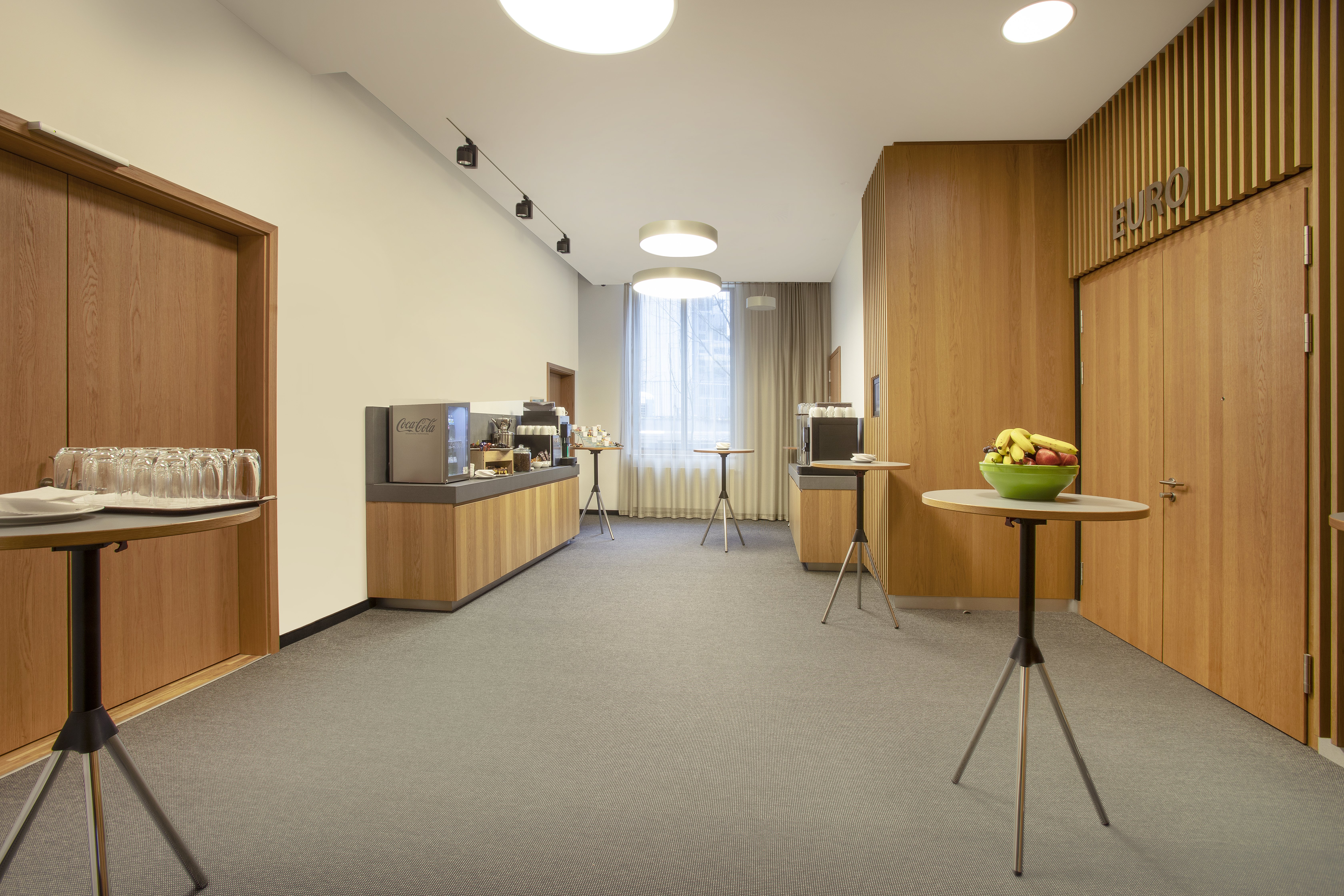 HOLIDAY INN FRANKFURT ALTE OPER 37/75