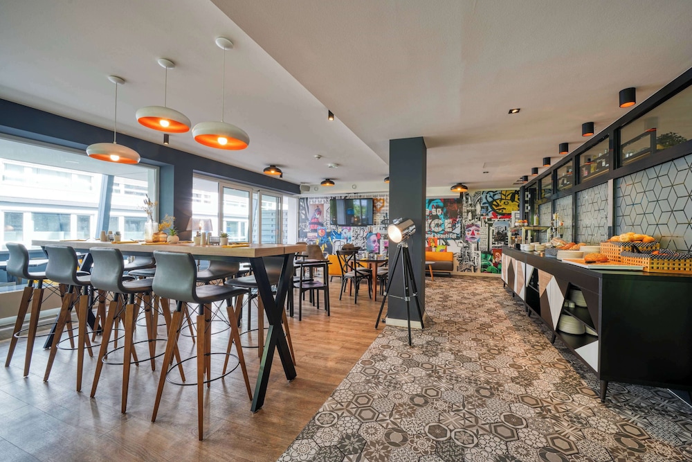 Vienna House Easy by Wyndham Dortmund 47/57