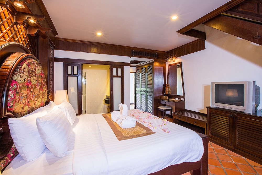 The Hotspring Beach Resort and Spa 29/59