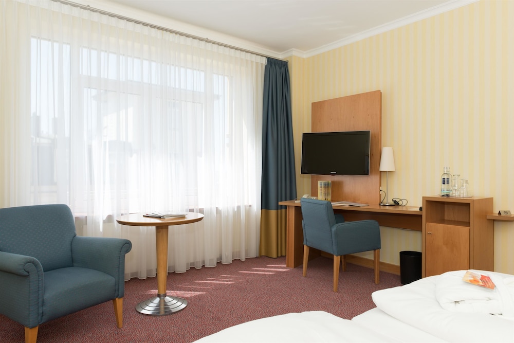 Strand-Hotel Hübner 29/39