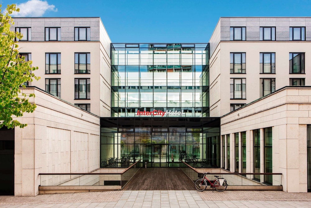 Intercityhotel Dresden 56/59