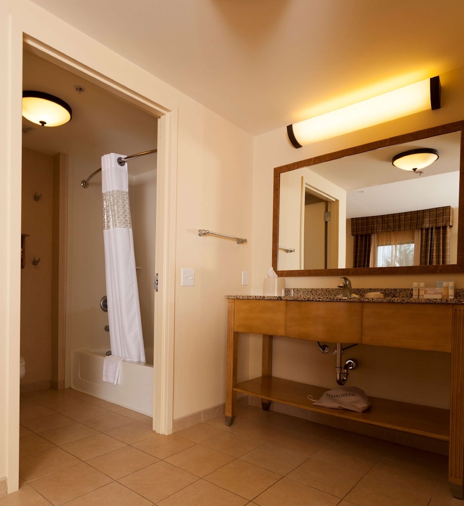 Hampton Inn & Suites Riverton 7/73