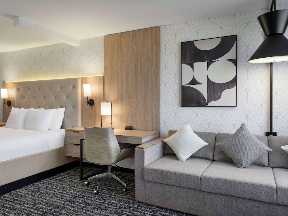 Hyatt Place Kansas City/Overland Park/Metcalf 29/64