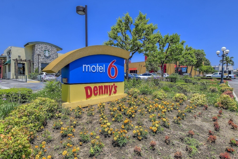 Motel6 Claremont, CA in CLAREMONT - CA
