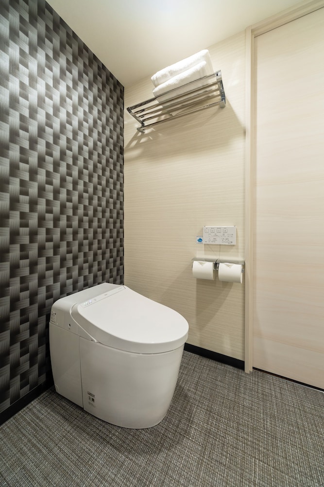 JR WEST GROUP VIA INN HAKATAGUCHI EKIMAE 37/38