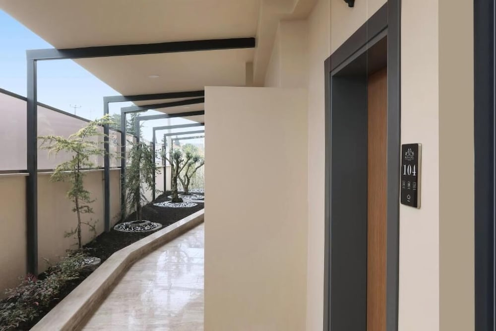 N'Ala Otel 36/36