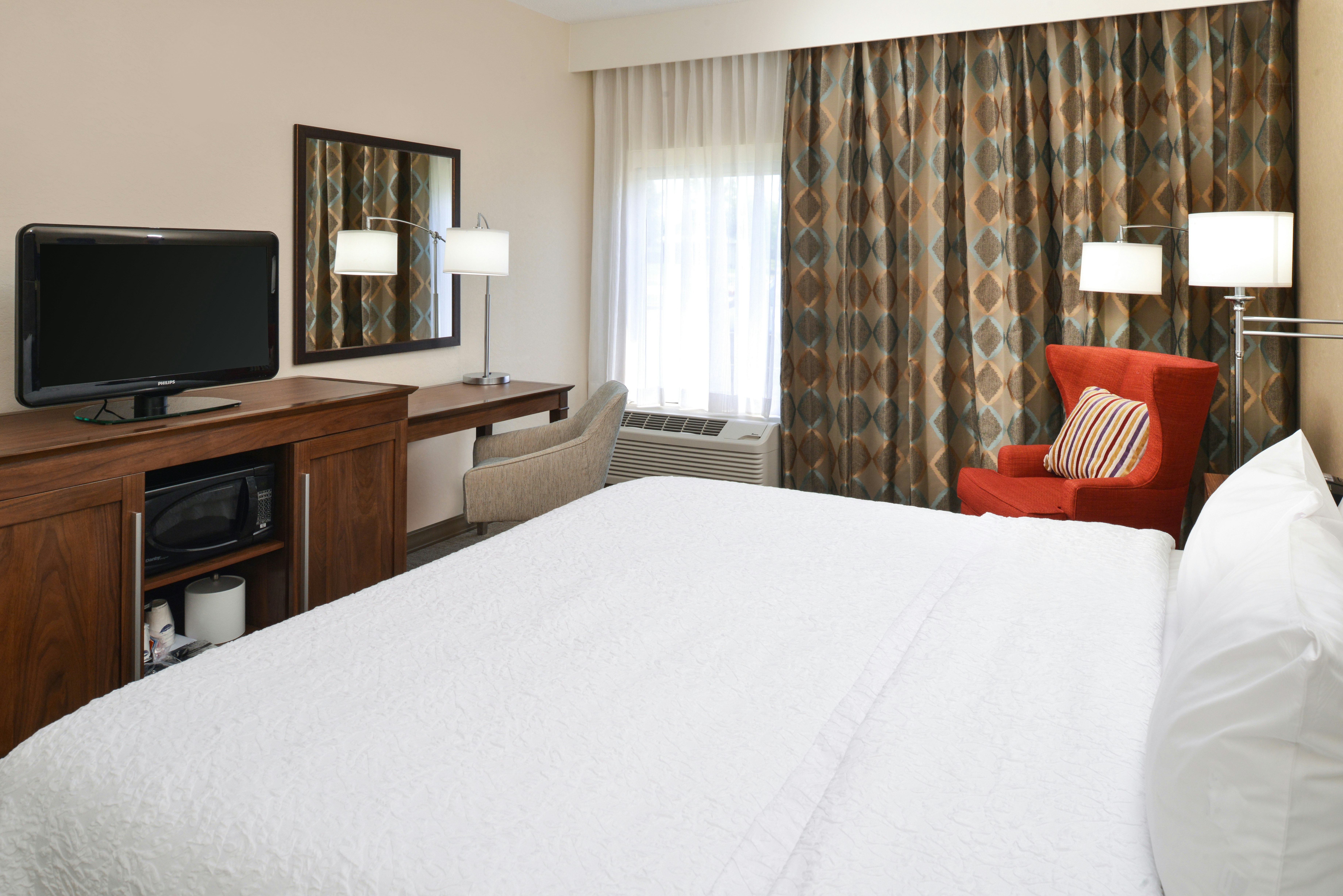 غرفة بسرير كينج، Hampton Inn Carbondale 3/8