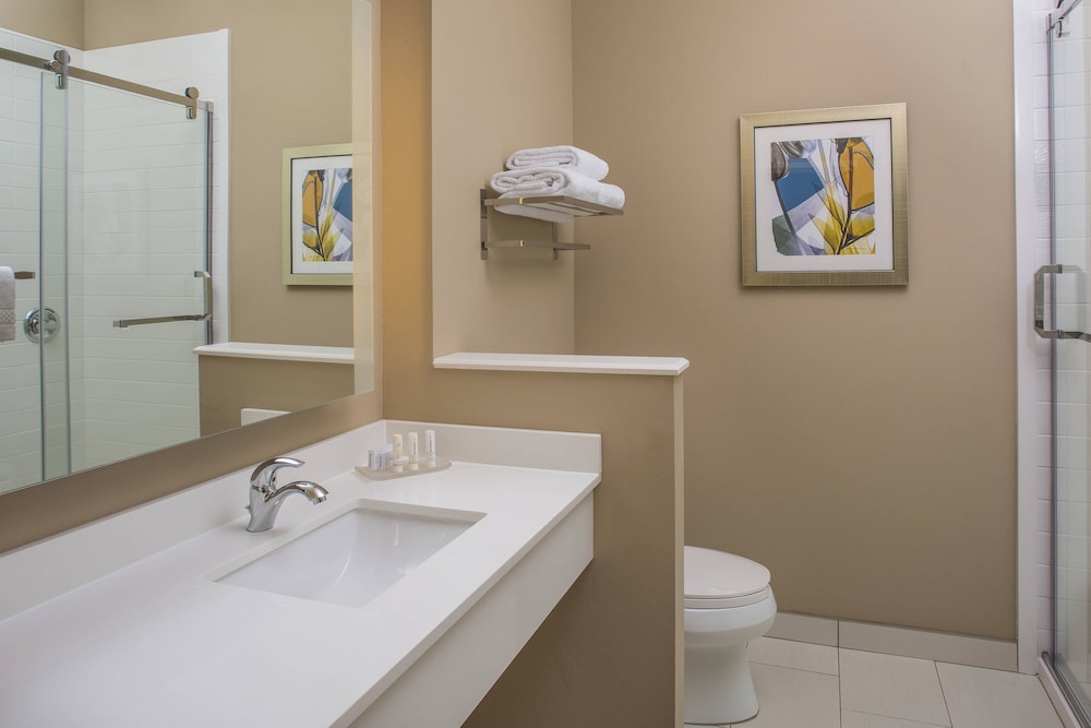 Fairfield Inn Suites Cut Off Galliano 3/19
