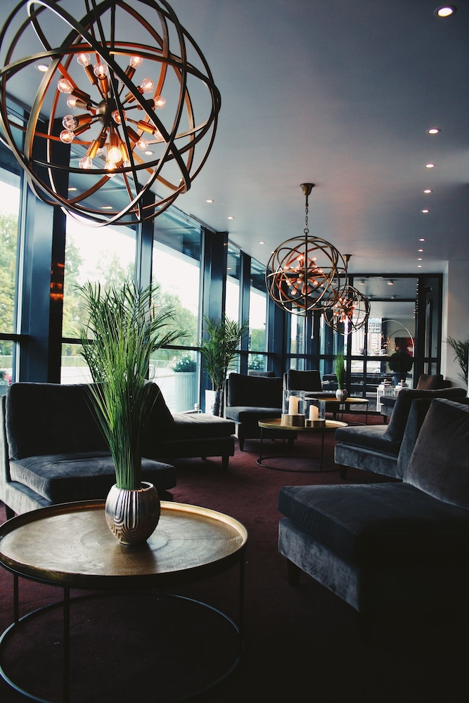Quality Hotel Grand Royal 32/39