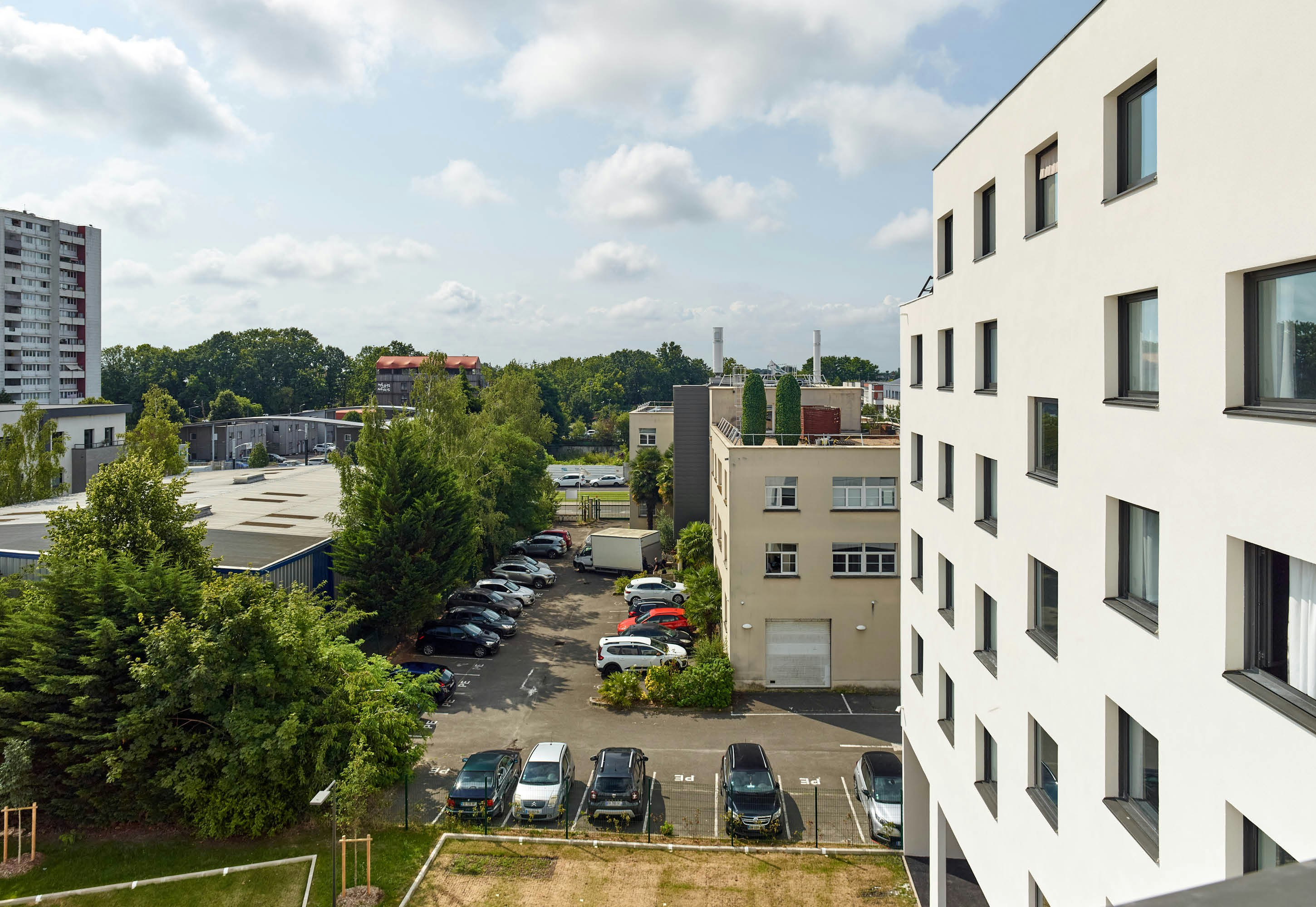B&B HOTEL Paris Clichy-sous-Bois 27/28