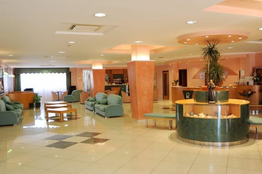Hotel Garden 16/64