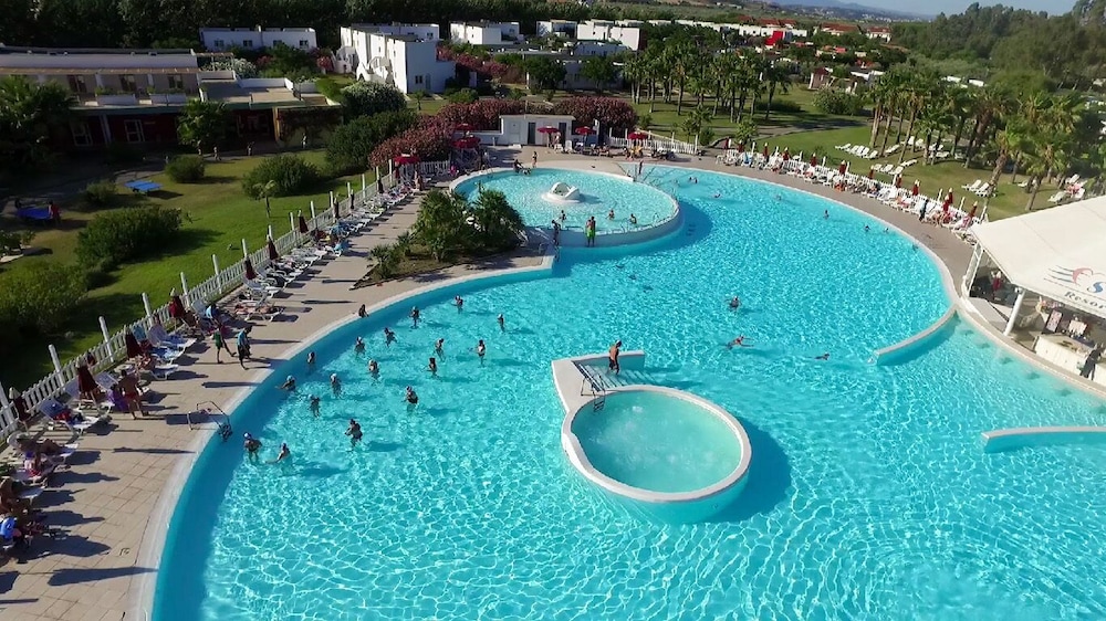Club Esse Sunbeach 30/33