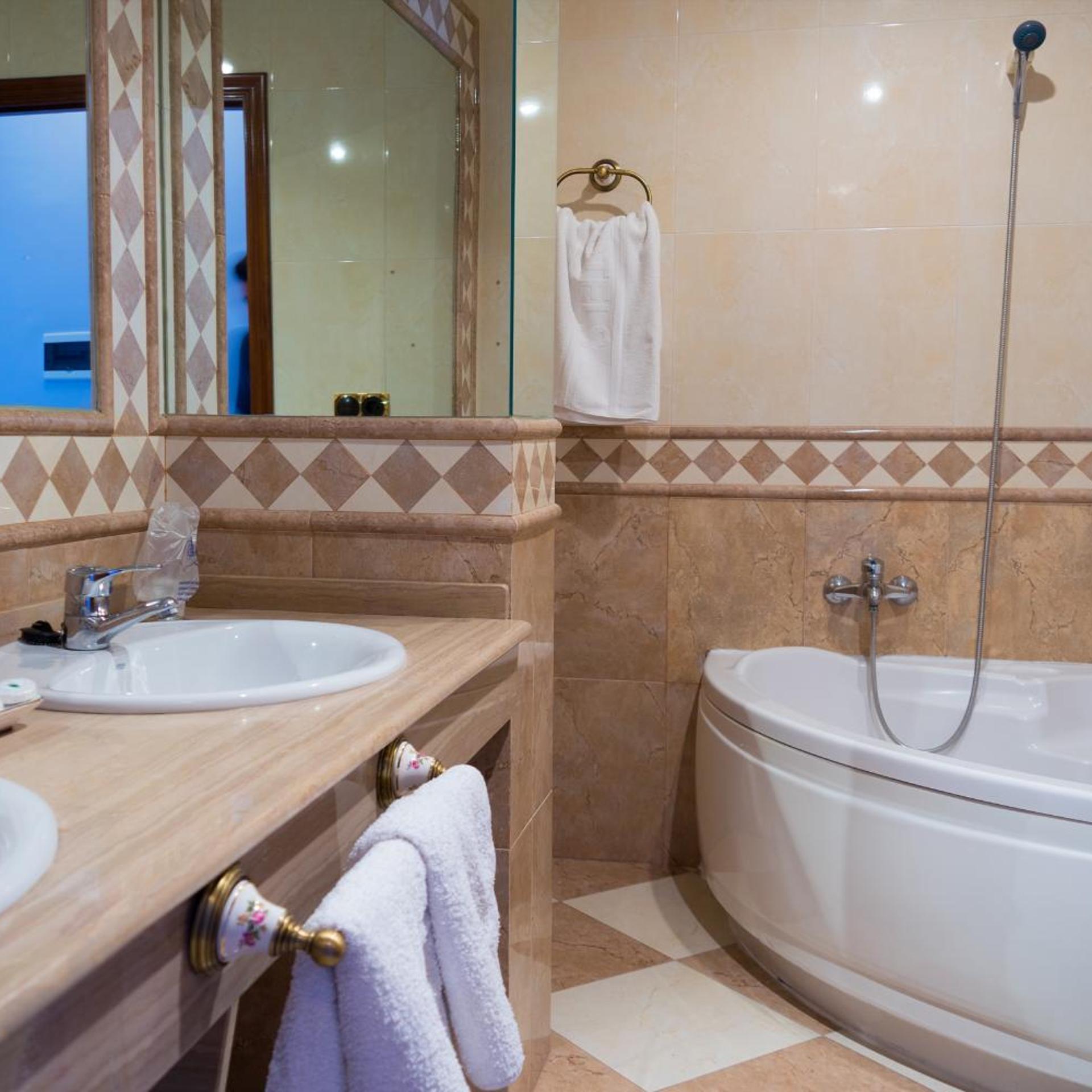 Hotel Alfar 43/44