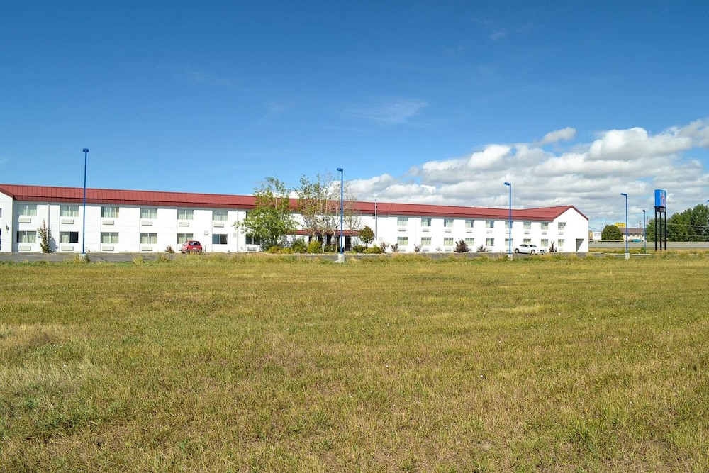 Motel6 Billings, MT - North 45/50